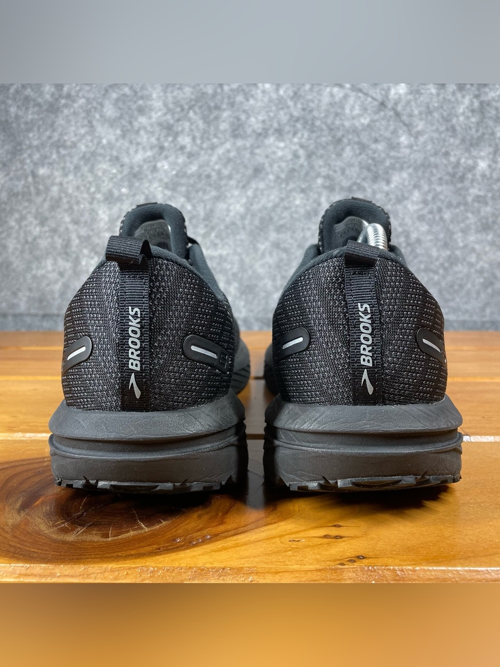 Brooks Revel 6 Mens 11.5 D Black Blackened Pearl Gray Running Shoes 1103981D072 - Picture 14 of 16